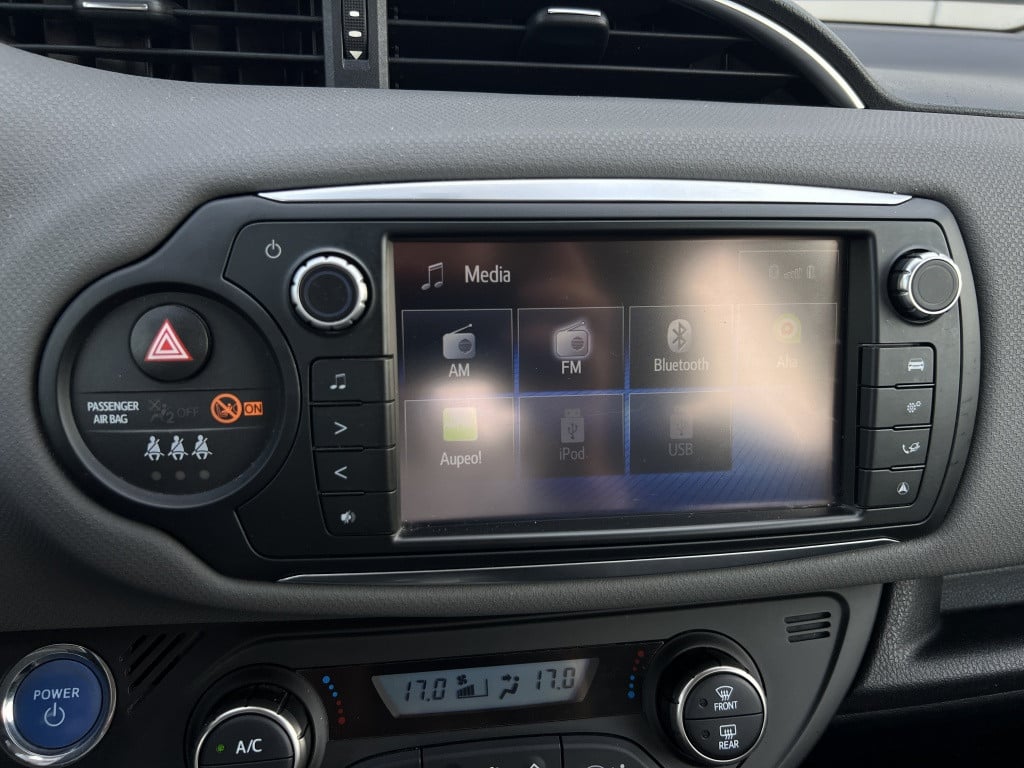 Toyota Yaris 1.5 hybrid lease