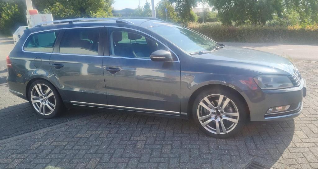 Volkswagen Passat 1.4 tsi 90kw variant dsg