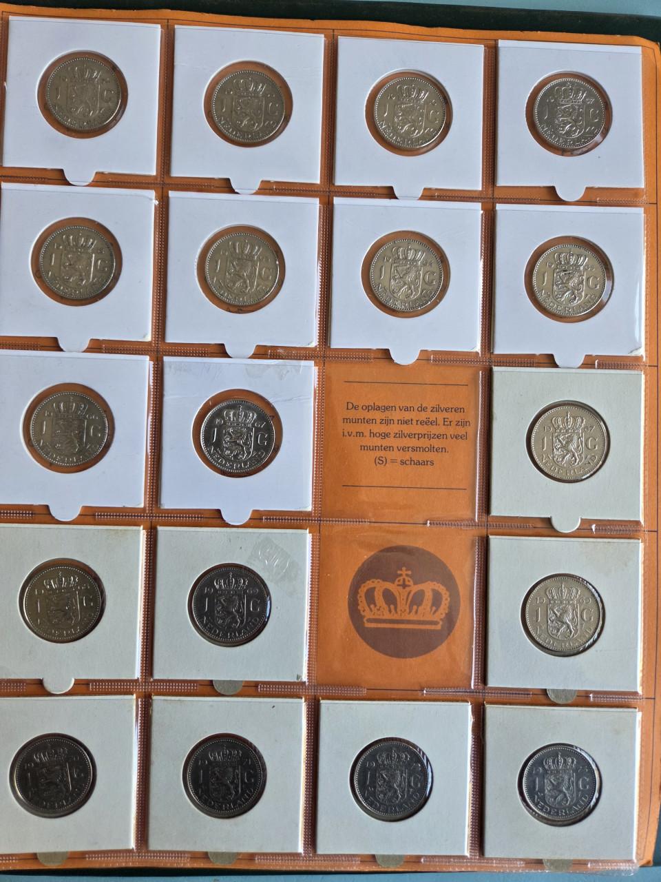 Compleet munten album juliana