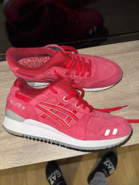 Asics sneakers maat 42,5 Zo goed als nieuw