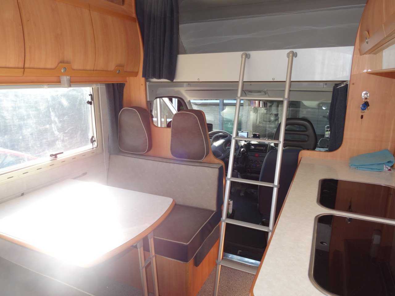 Alkoof Camper Fiat Ducato uit 2002