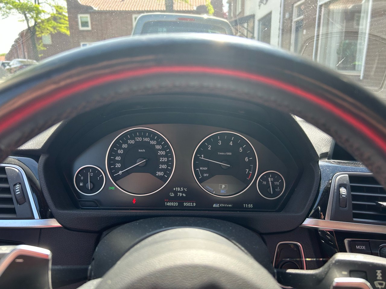 BMW 330e Performance