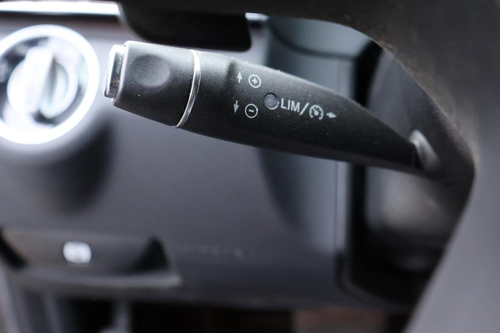 Mercedes-Benz E-Klasse estate 200 ambition elegance l airconditoning l afne