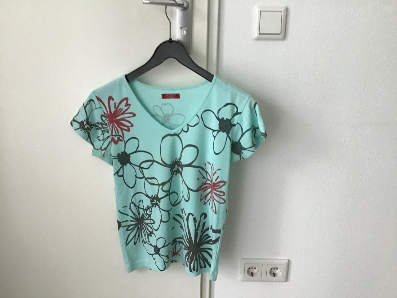5 dames t shirts