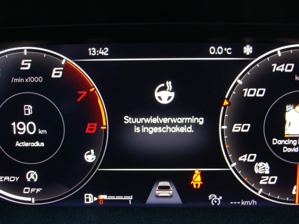 Seat Leon 1.0 tsi 110pk style business intense virtual display apple carpla