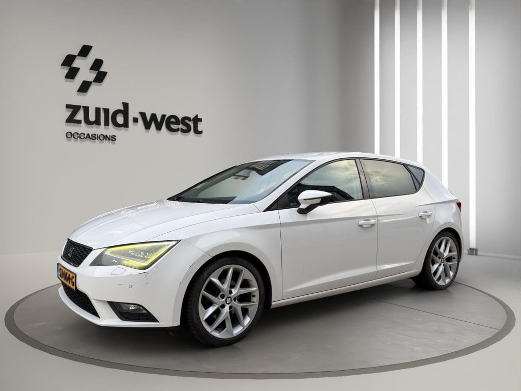 Seat Leon 1.2 tsi style led stoelverwarming pdc