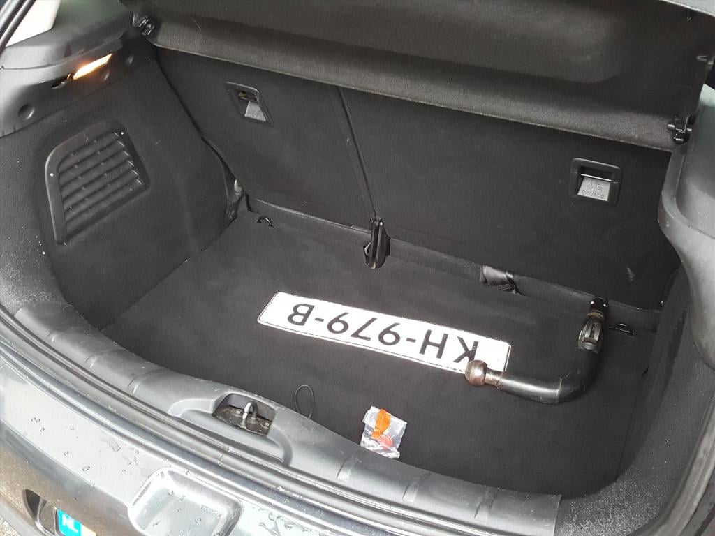 Citroen C3 selection 1.2 pt-82pk | climate &cruise control | trekhaak afnee