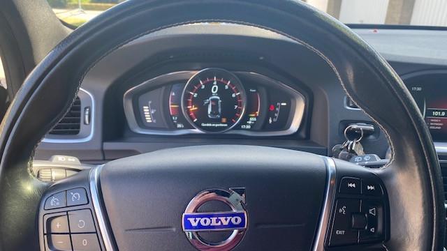 Volvo V60, T3 automaat, zwart