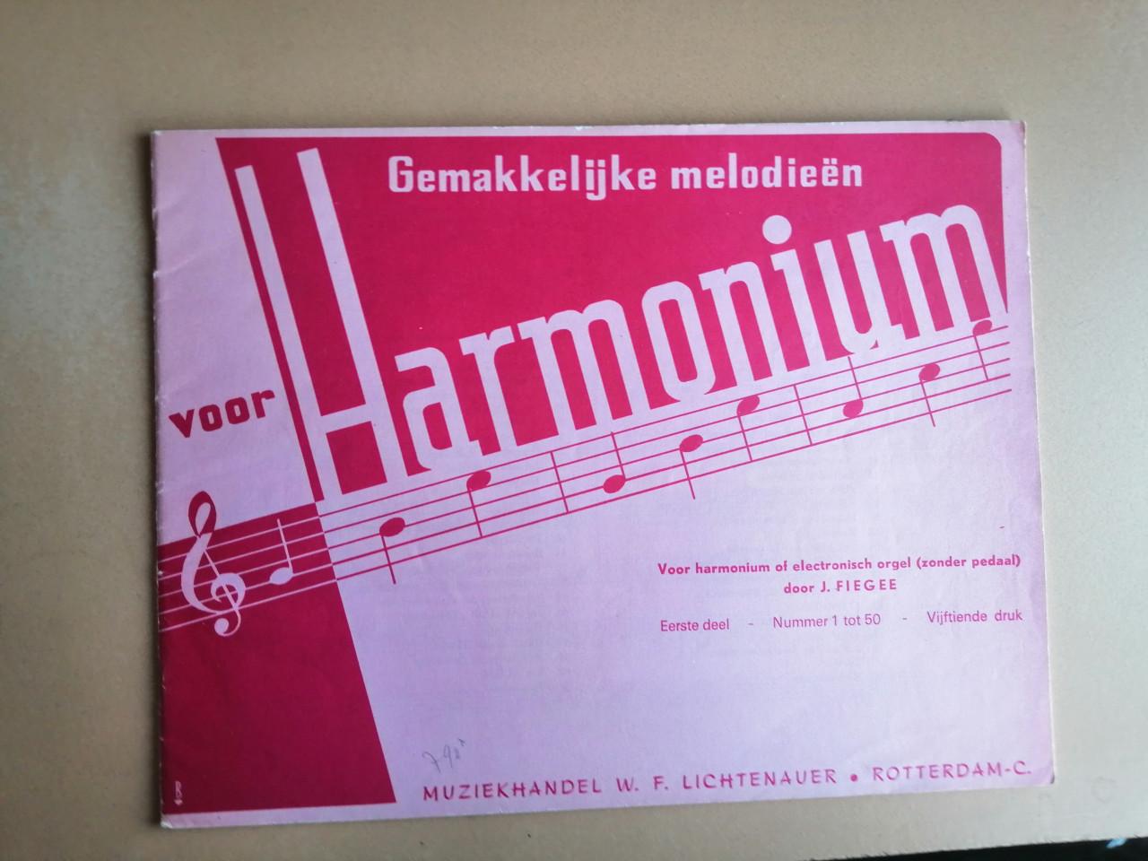 Diverse muziek lesboeken