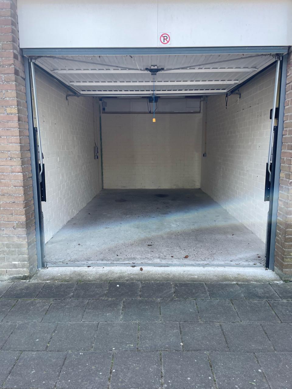 Garagebox Sint Eustatiuslaan Vlissingen te huur