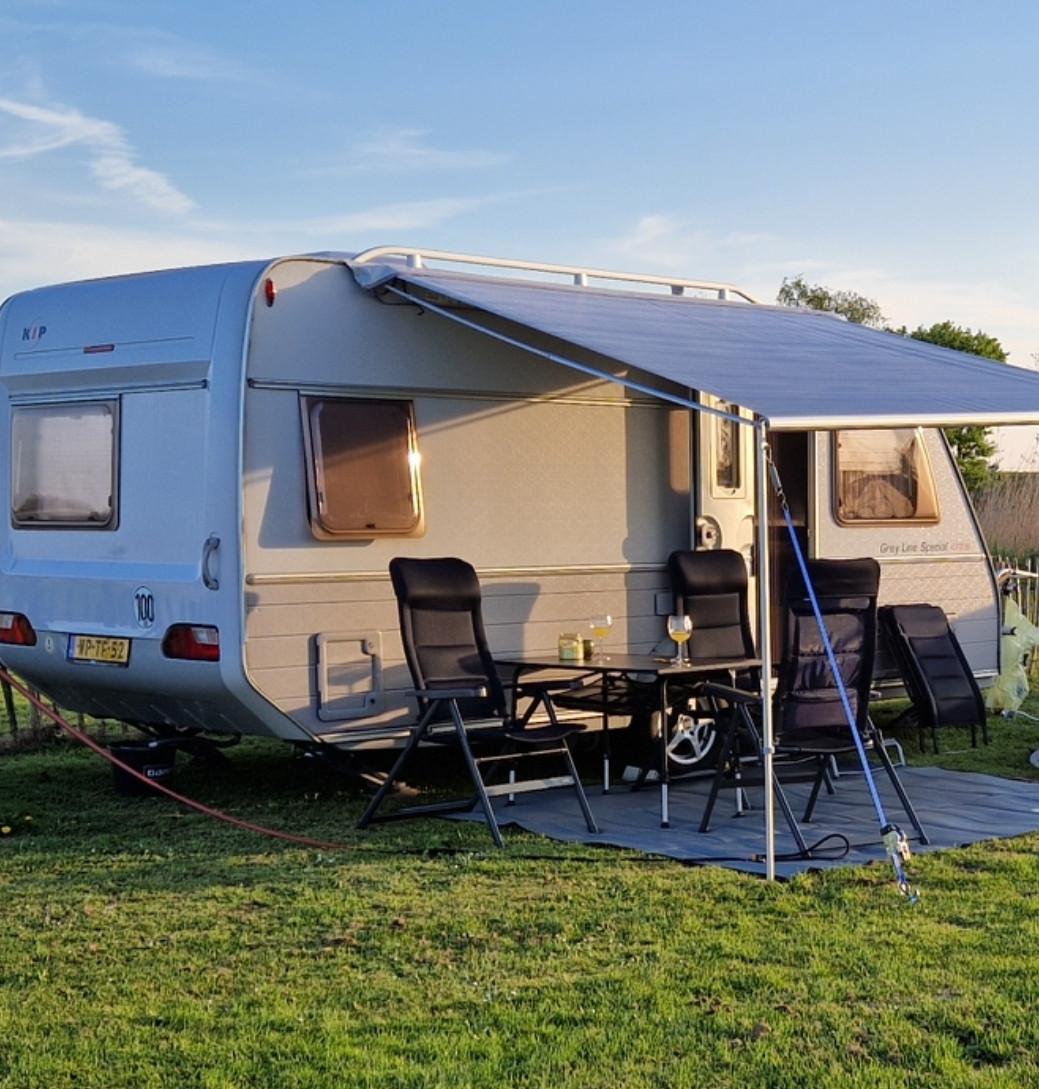 Caravan kip greyline special 47 TDB
