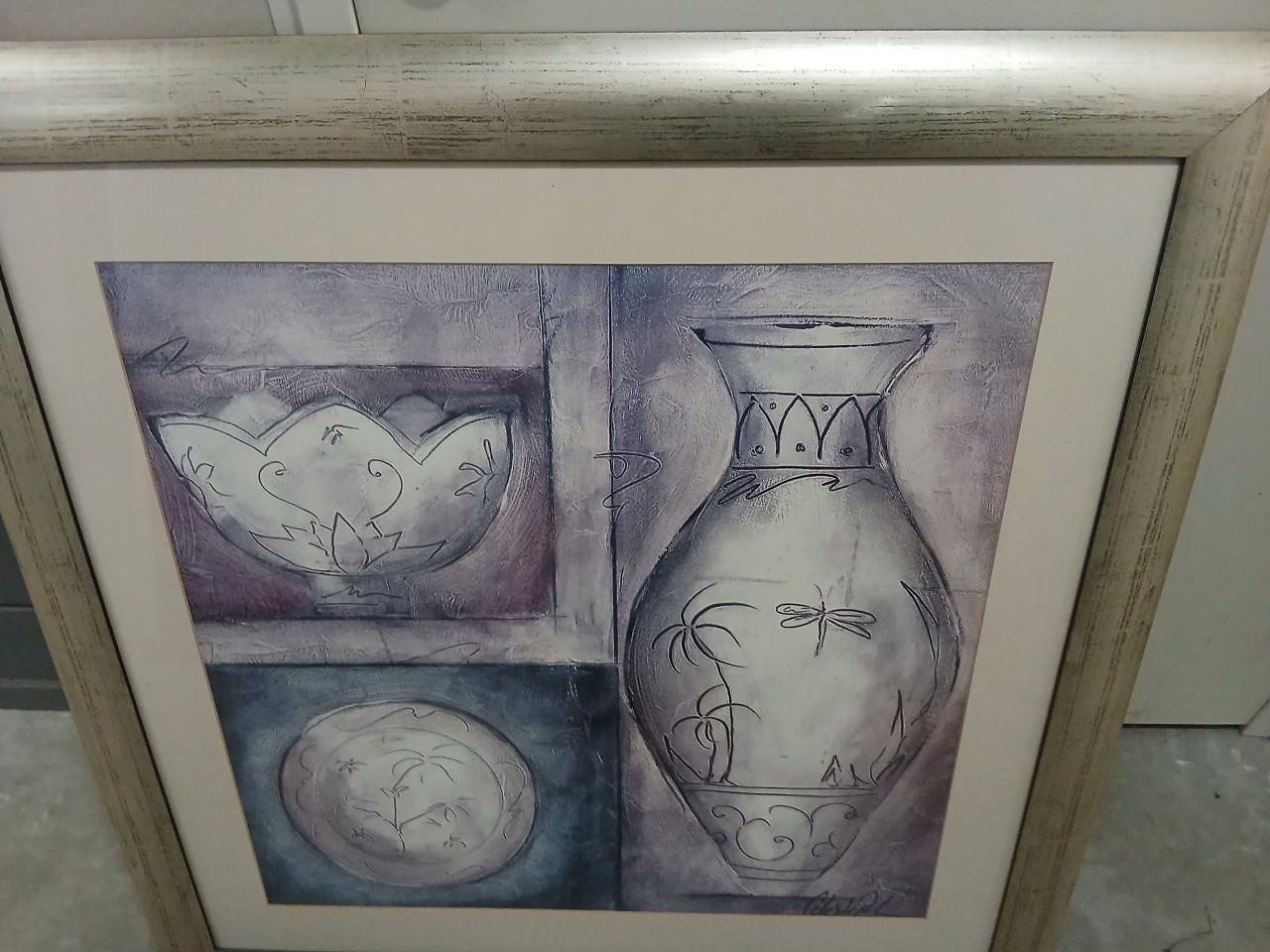 Schilderij + standaard boxen.