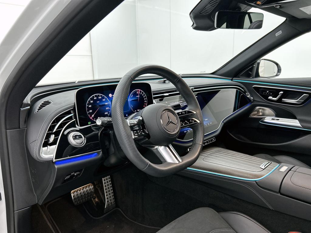 Mercedes-Benz E-Klasse estate 300 e amg plug-in hybride amg | night pakket 