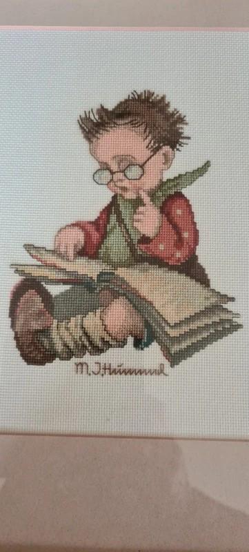 2 Hummel borduurwerken
