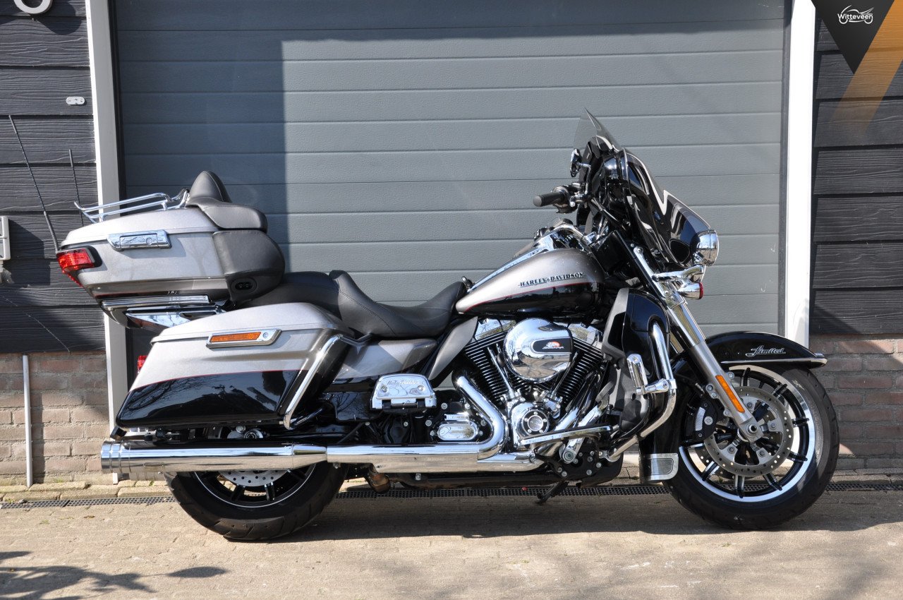 Harley Davidson FLHTK Electra Glide Ultra Limited 103 5HD 11400 km!