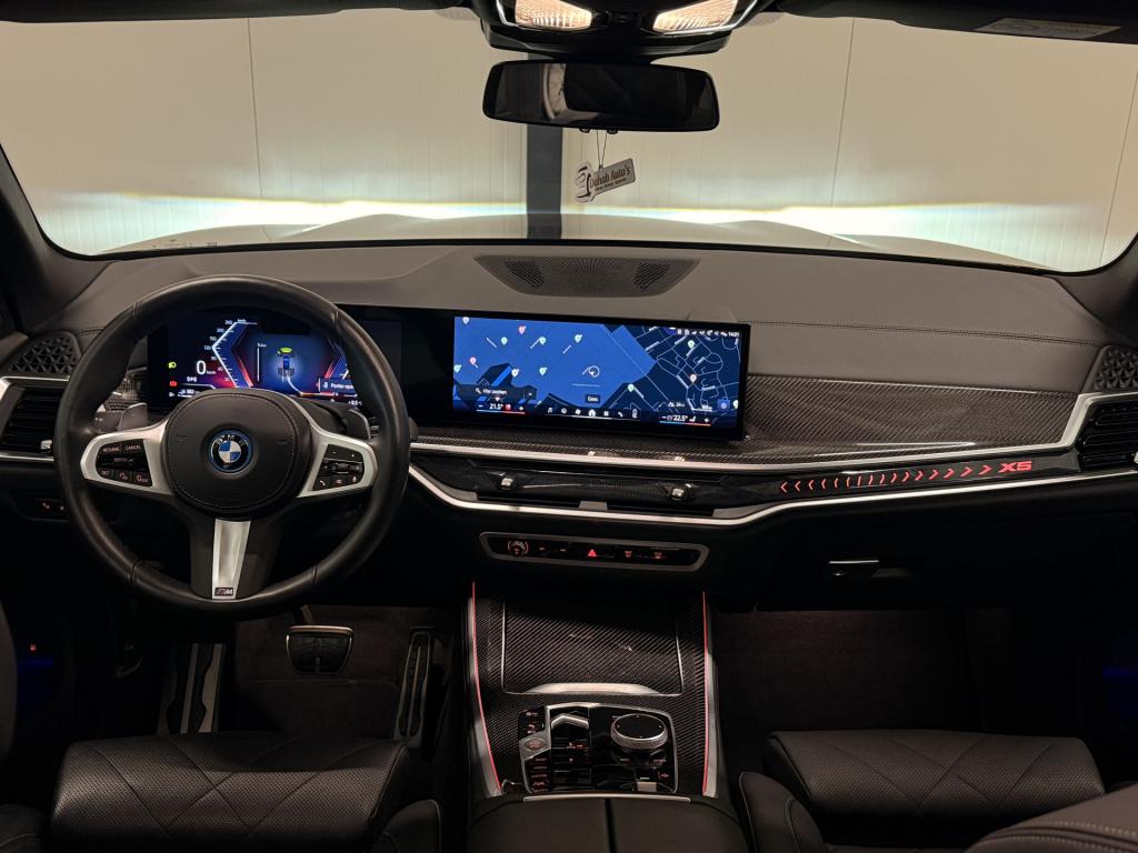 BMW X5 xdrive50e m-sport | carbon | pano | memory | stoelverwarming / verko