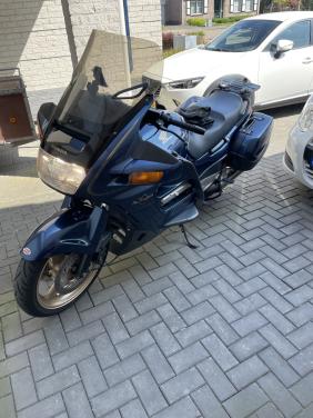Honda ST1100 Pan European.