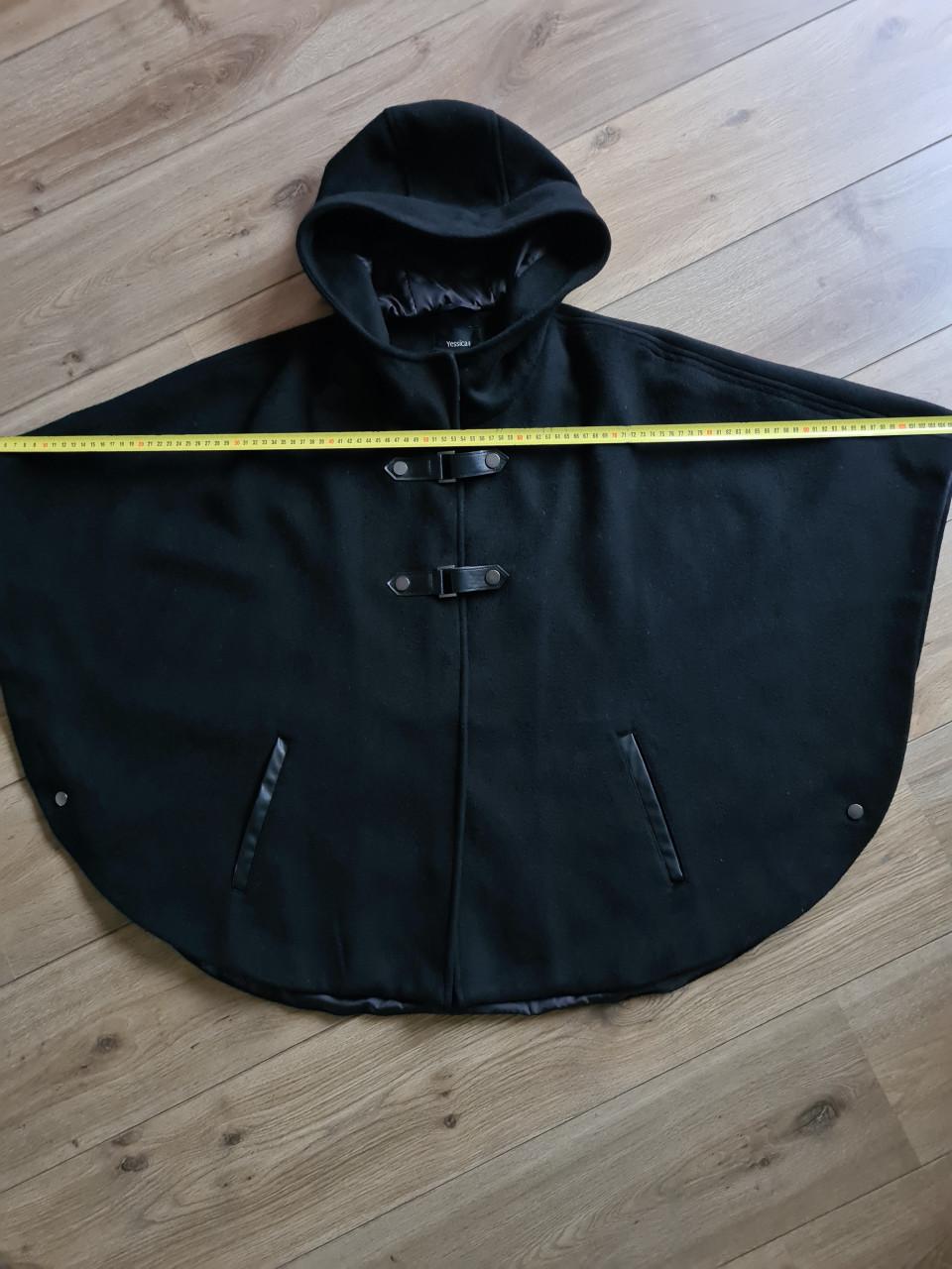 Zwarte cape / overjas van Yessica Outerwear Collection Maat L