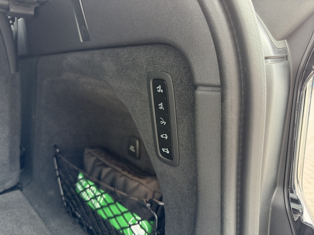 Volvo Ex90 twin performance ultra b&w nieuw €116.350,-