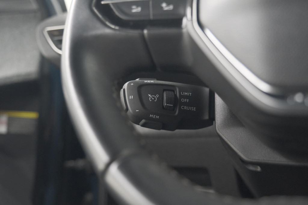 Peugeot 3008 puretech 130 allure pack business | camera | elektrische koffe