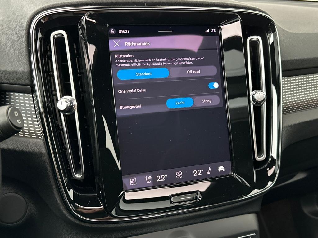 Volvo XC40 p8 408pk awd recharge r-design| pano| 360camera| h&k audio|