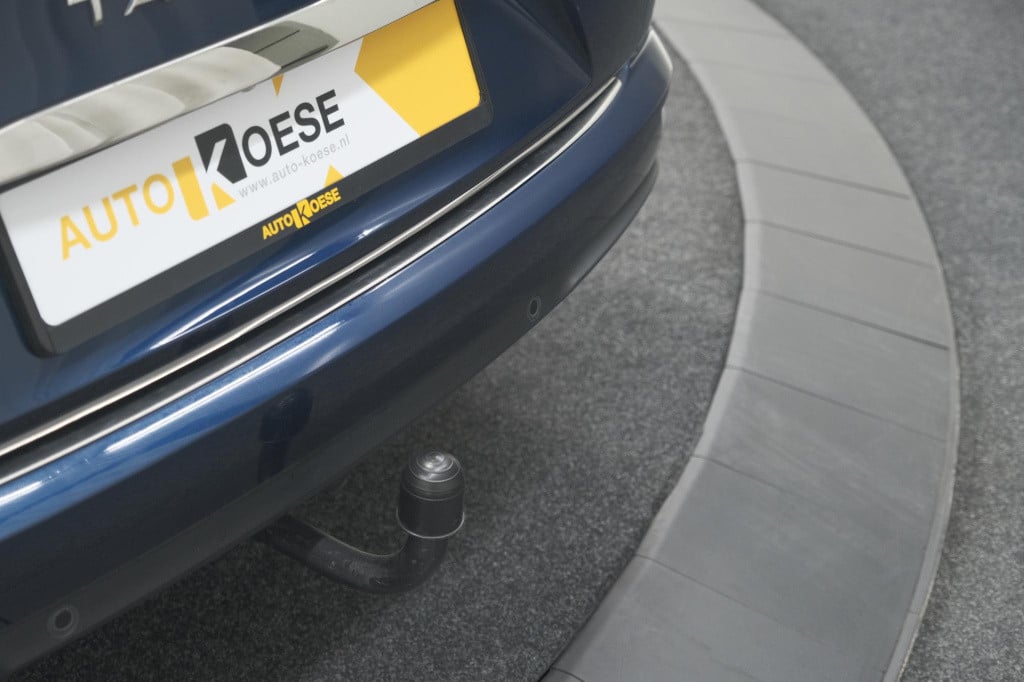 Renault Talisman estate tce 225 intens | trekhaak | camera | dodehoekdetect
