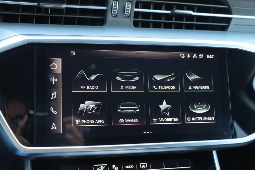 Audi A6 avant 55 tfsi e quattro s edition competition 367pk s-tr