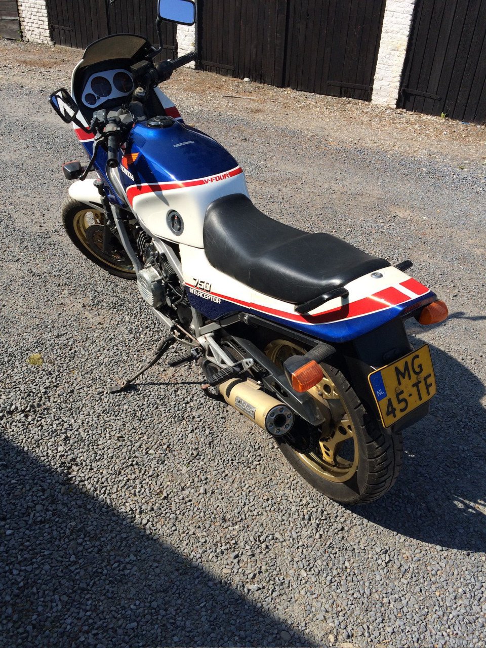 Honda VF750F