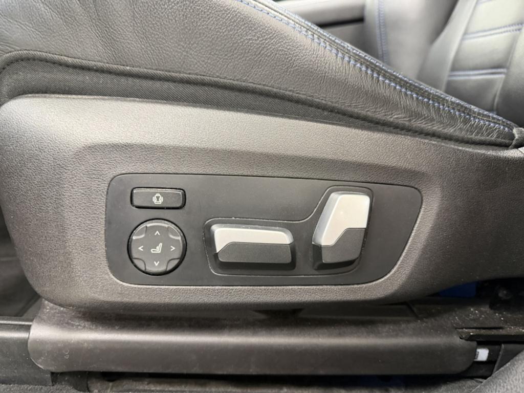 BMW X3 xdrive30e high executive | harman/kardon | sportstoelen | panoramad