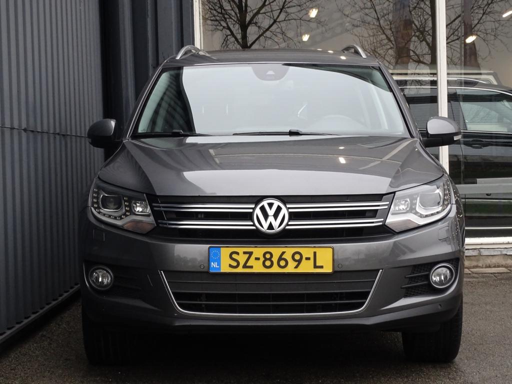 Volkswagen Tiguan 2.0 tsi sport&style 4motion automaat | pano | leder | sto