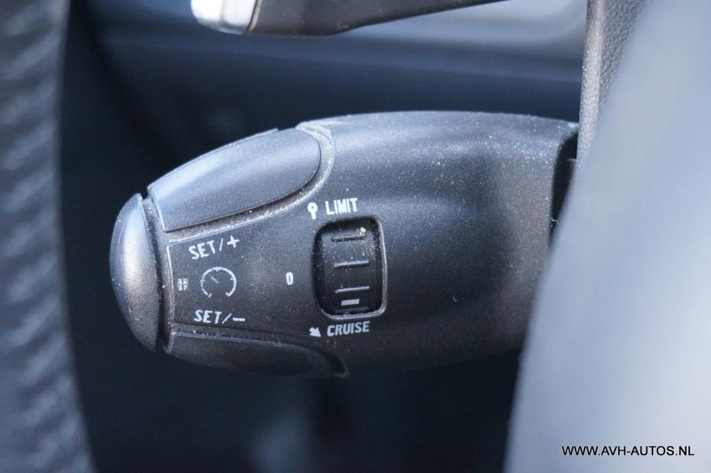 Peugeot 2008 1.2 vti active pack premium automaat