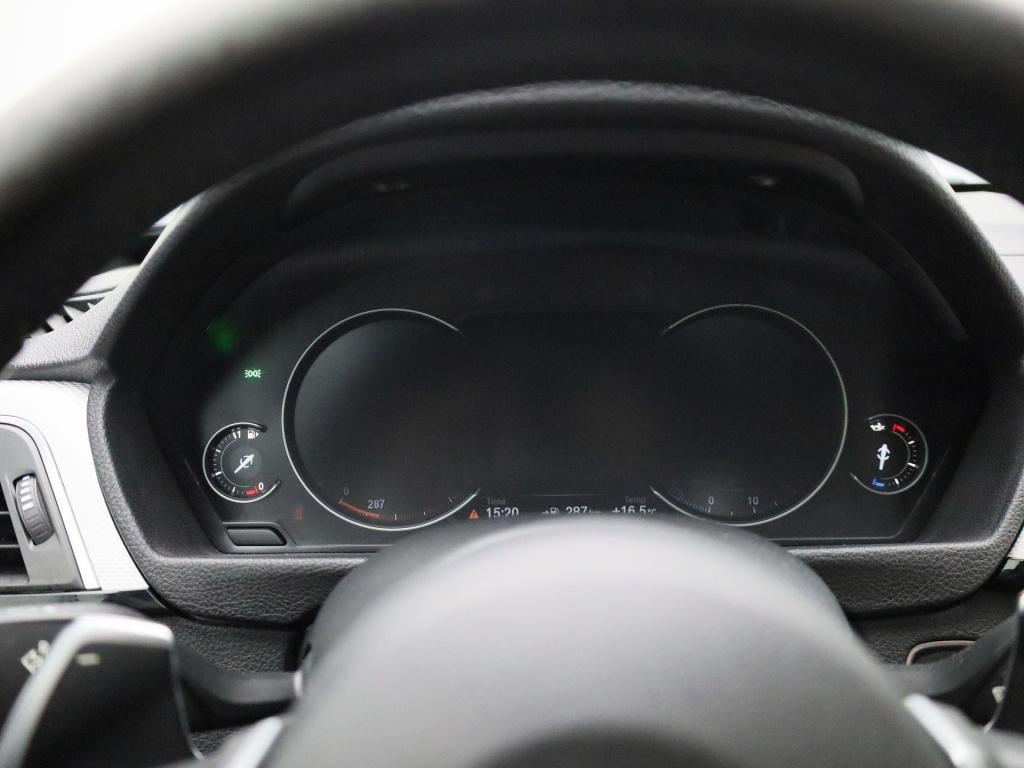 BMW 3-serie 320i m sport edition | automaat | sportonderstel | lmv | schuif