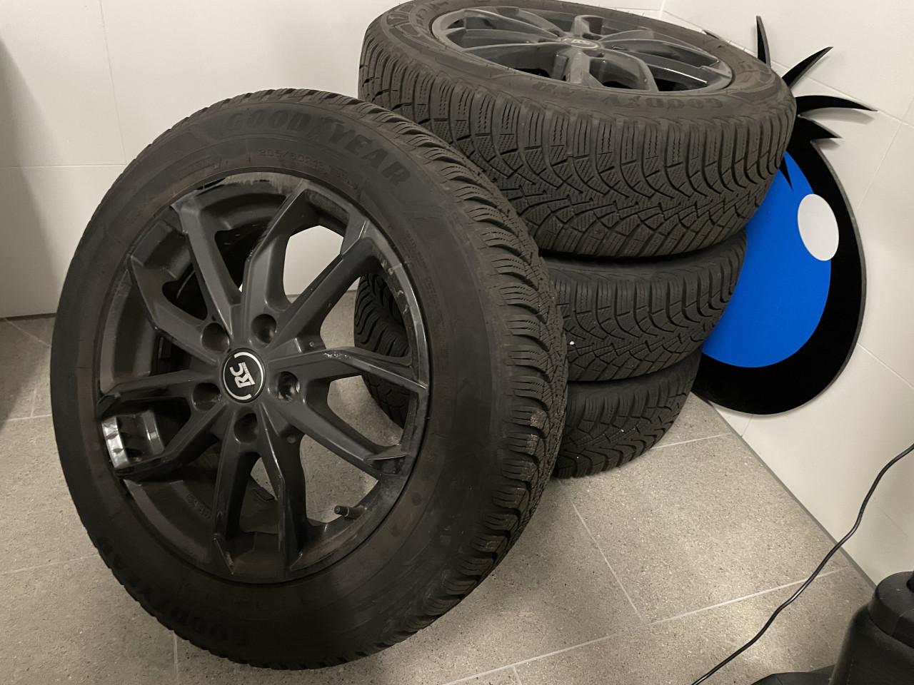 Winterbanden Goodyear met zwarte lm-velg – 205/60R16 – o.a. Kia Niro