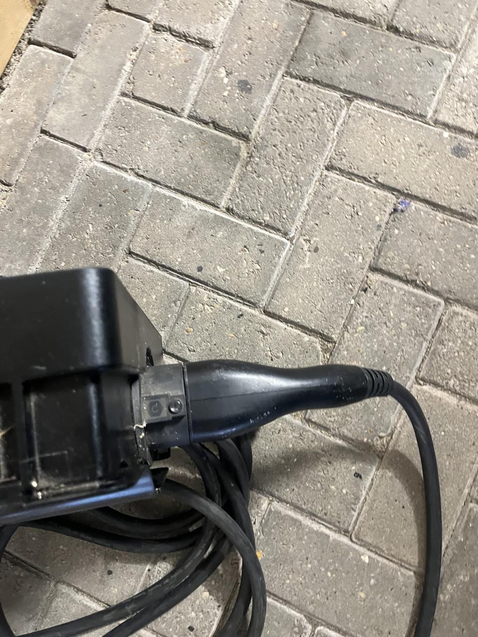 Ev HUB laadpaal(wall)