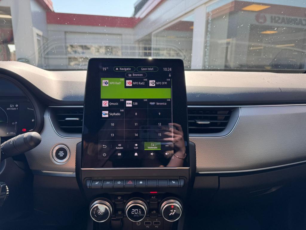 Renault Arkana 1.6 e-tech hybrid 145 intens