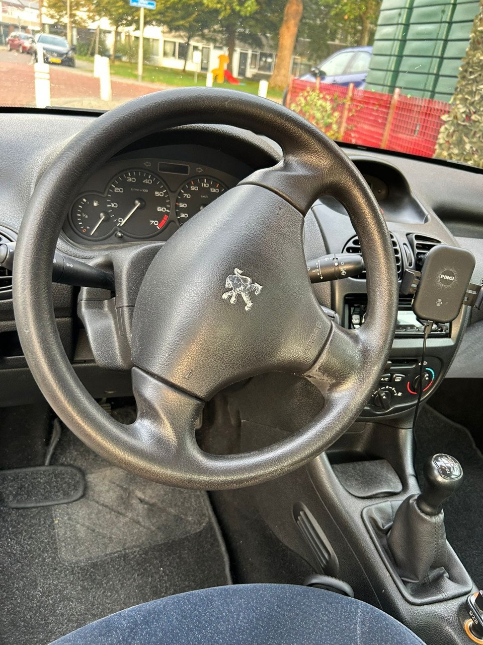 Peugegot 206 1.4 Gentry 2002