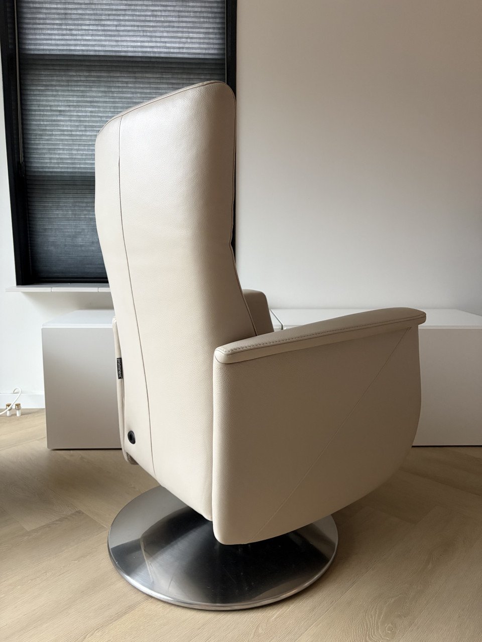 Set van 2 Prominent sta-op relax fauteuils (ZGAN!)