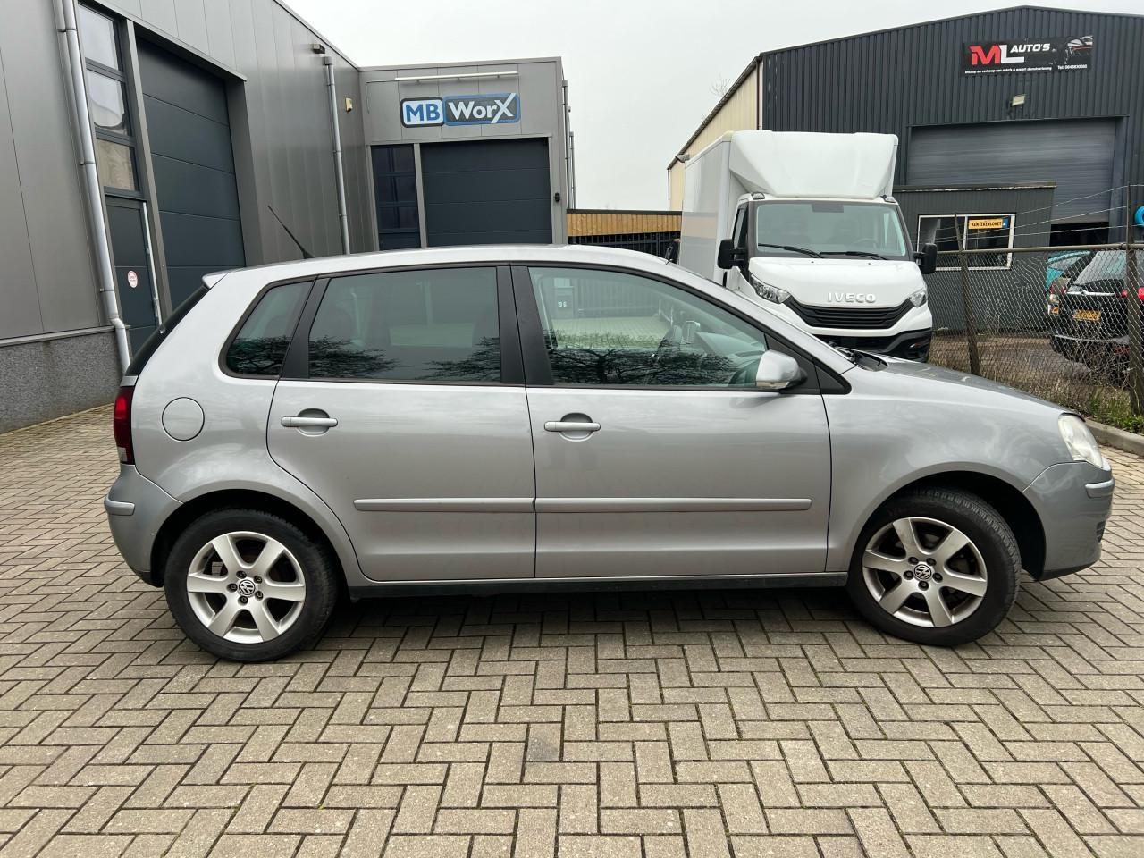 Volkswagen Polo 1.2-12V Trendline Jaar Apk
