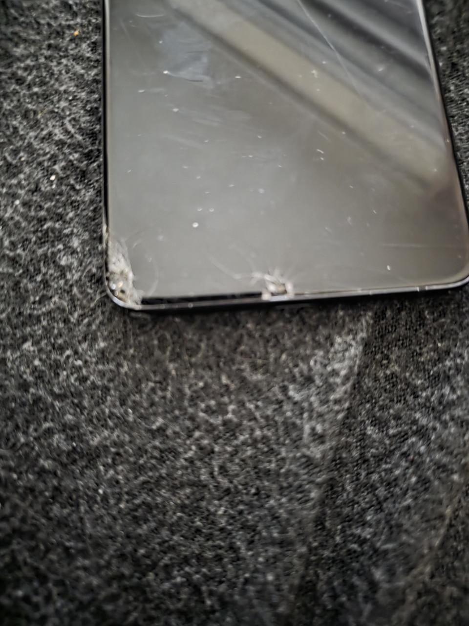 Te koop samsung s20 128gb gebarst voor kant