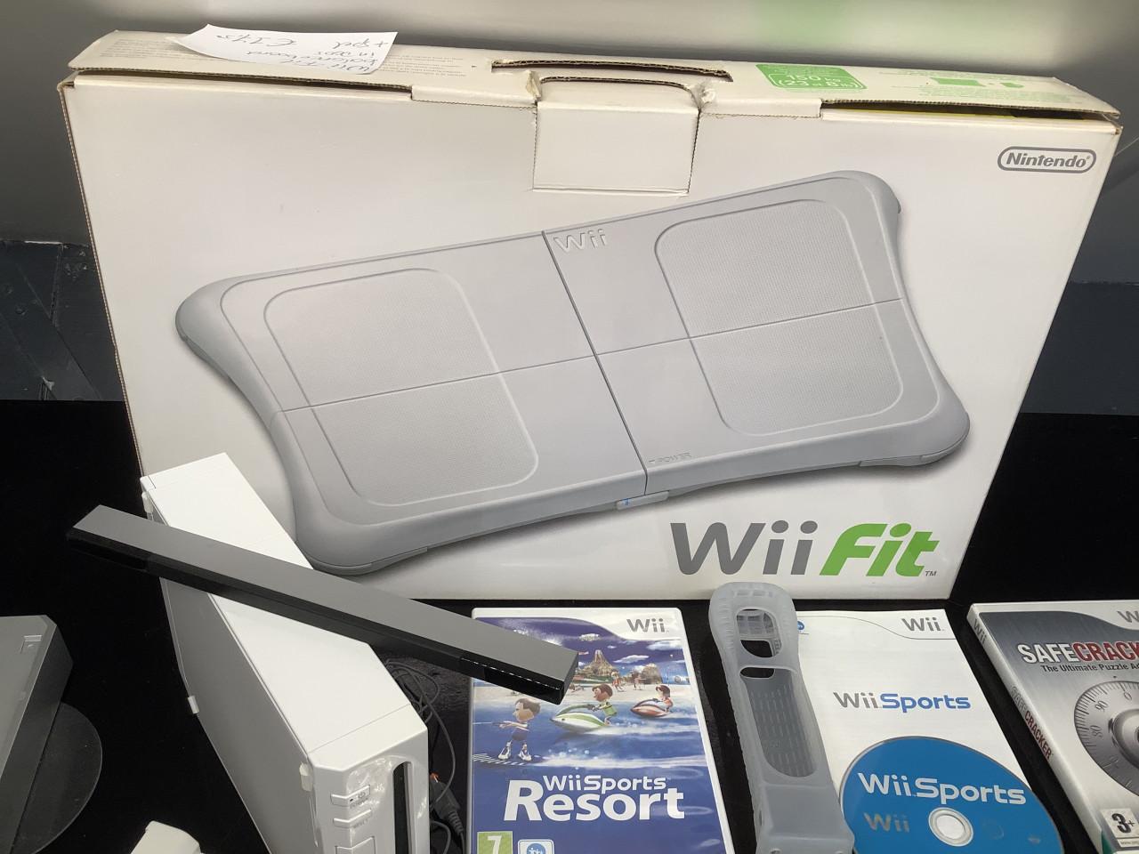 Nintendo Wii met Wii Fit Balanceboard en andere spellen