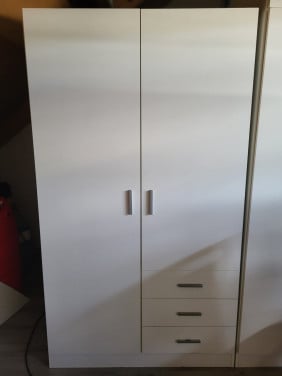 Kledingkast Ikea 2 deuren, 3 lades