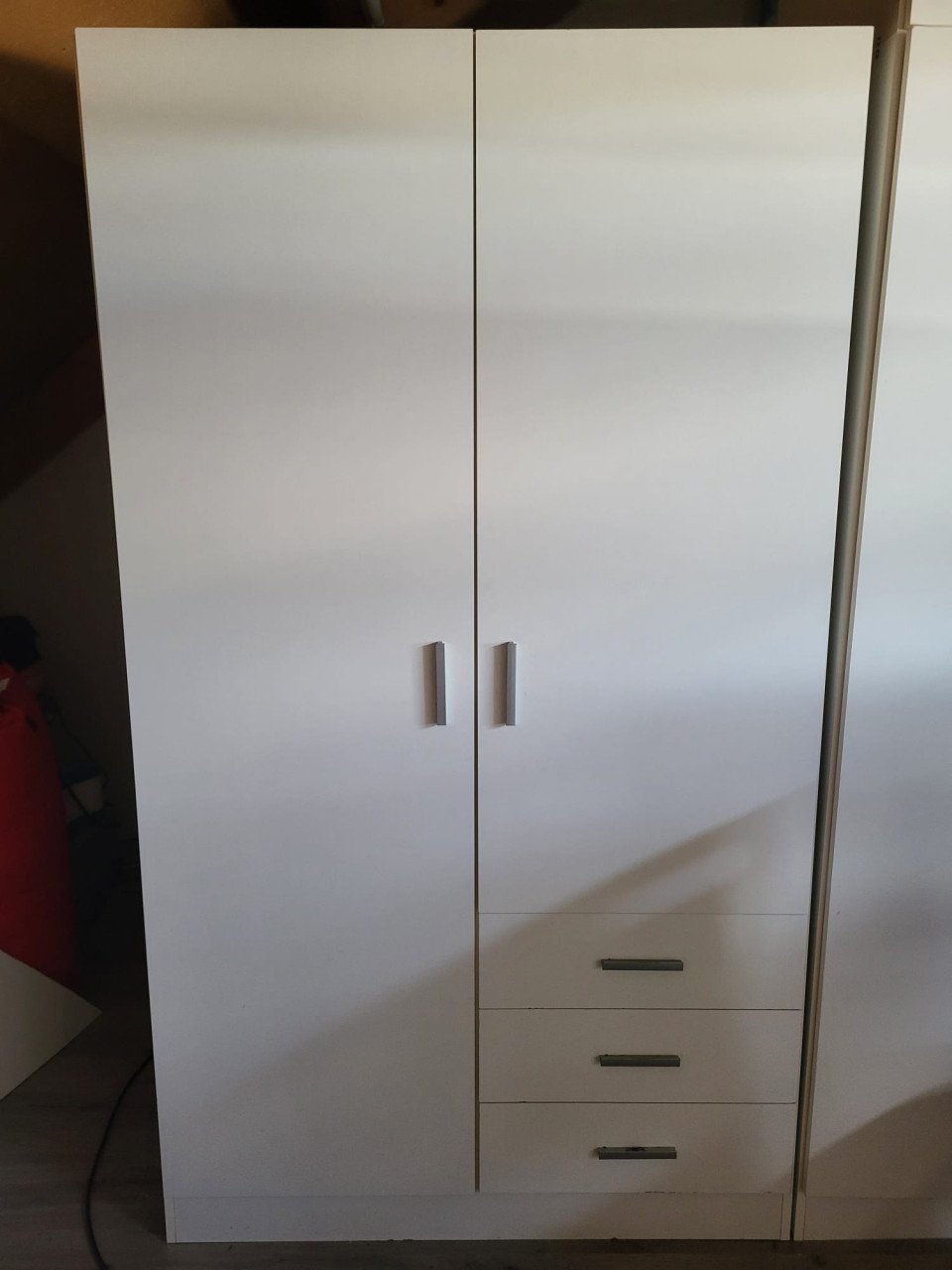 Kledingkast Ikea 2 deuren, 3 lades