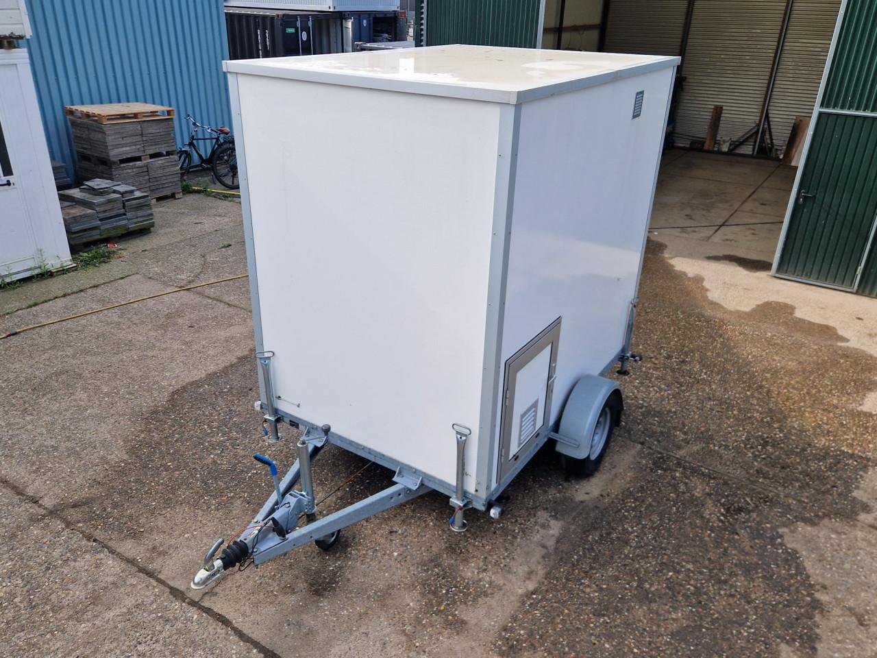 Mobiele badkamer wagen / Mobiele nooddouche te koop