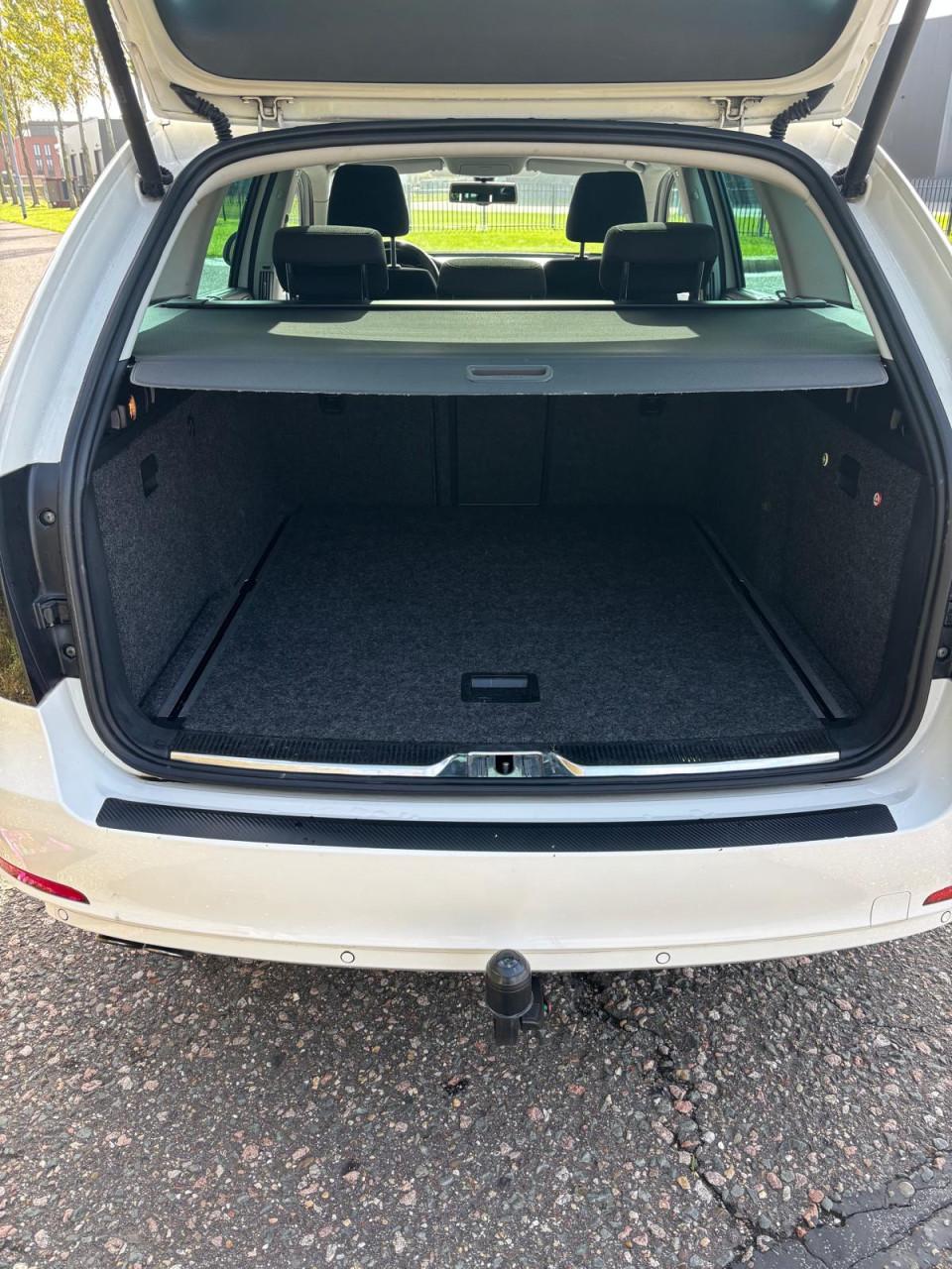 Skoda Superb 2.0 TDI 170pk DSG-6 2013
