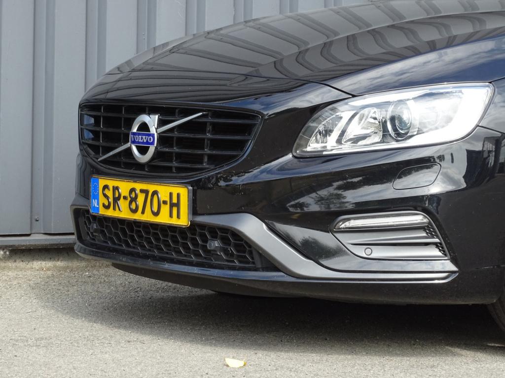 Volvo V60 2.0 t4 business sport r-design | leder | pano | trekhaak