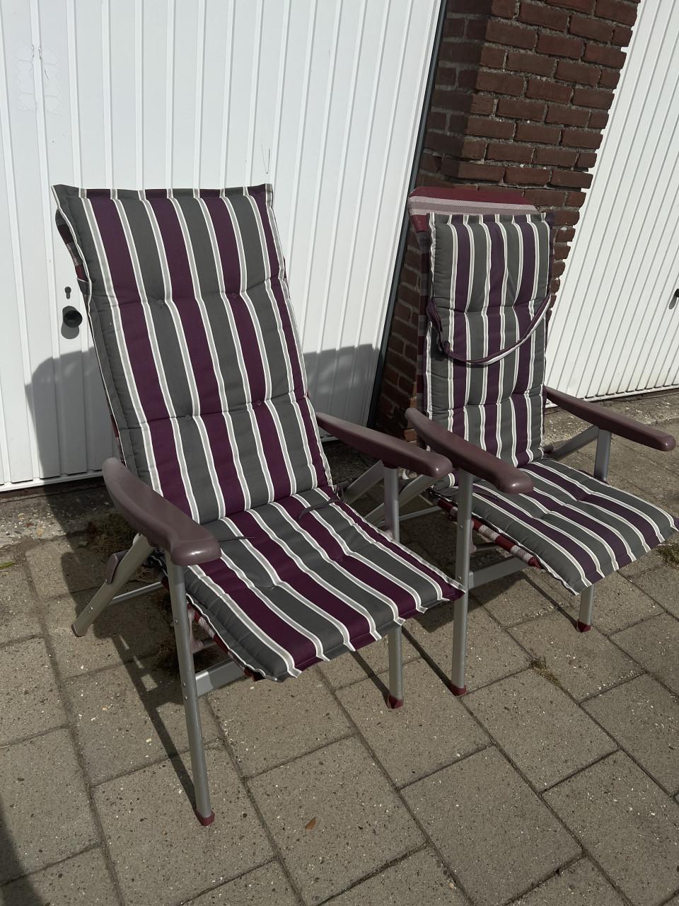 2 x Comfortabele Opvouwbare Campingstoelen + 2 Kussens