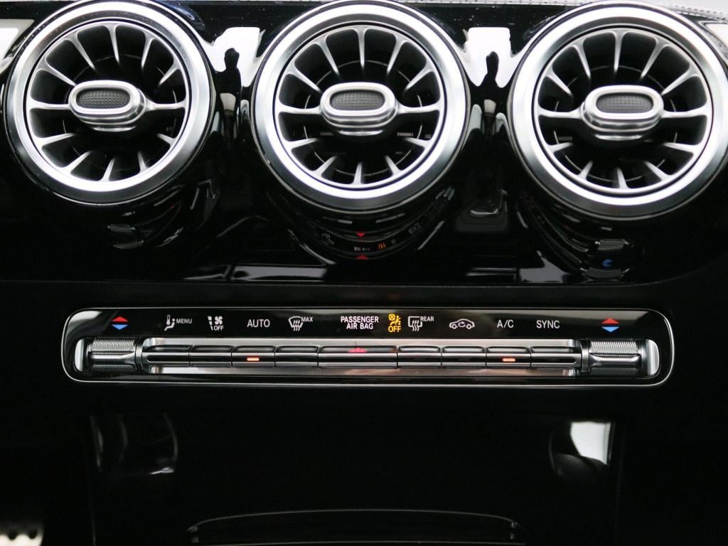 Mercedes-Benz A-Klasse 180 business solution amg amg line | night pakket | 