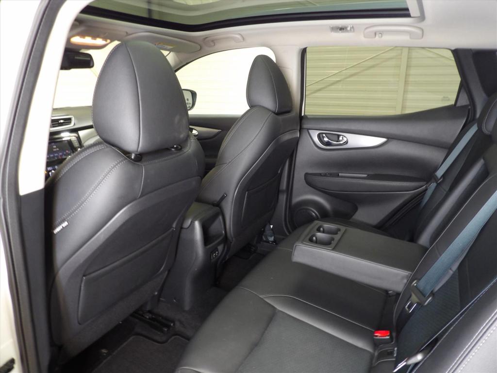 Nissan Qashqai 1.3 dig-t 140pk tekna