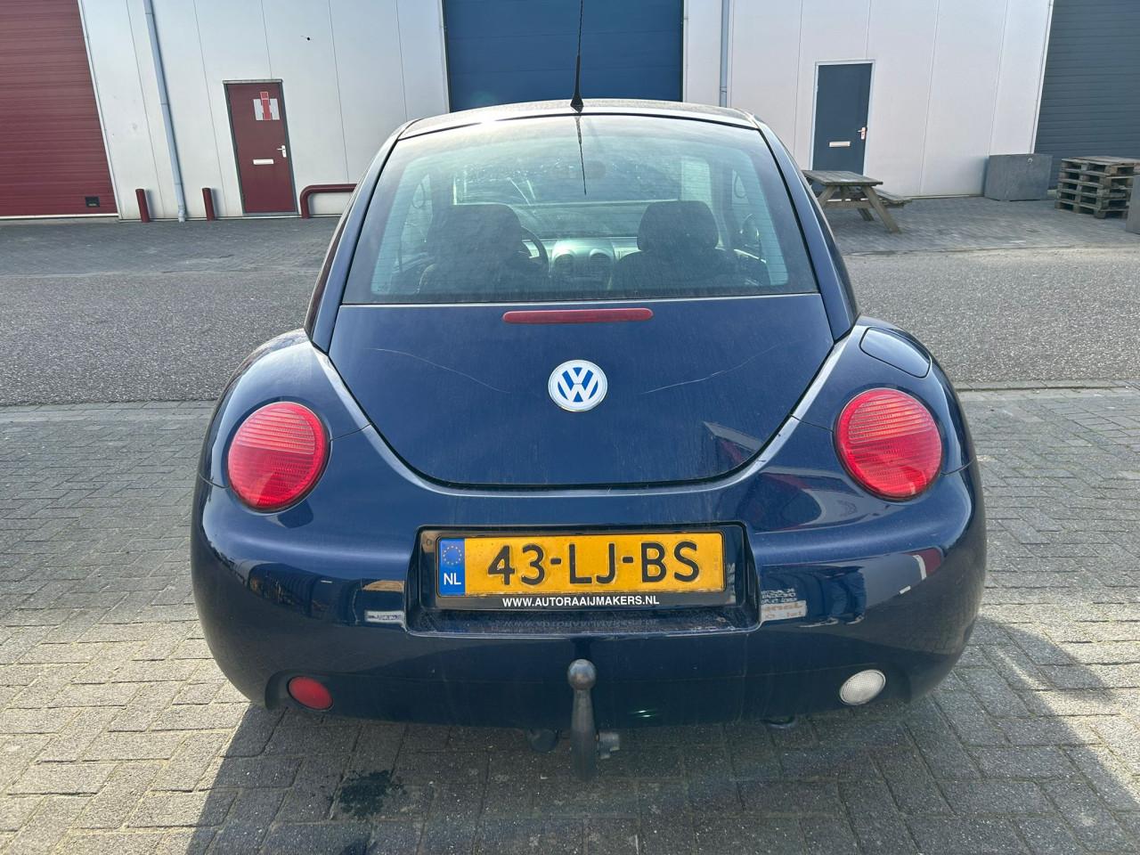 Volkswagen New Beetle 1.6 Loopt beetje onregelmatig rijd voor de rest nrml