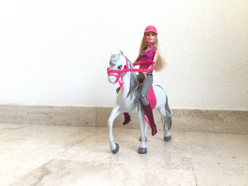 Barbie paard met amazone